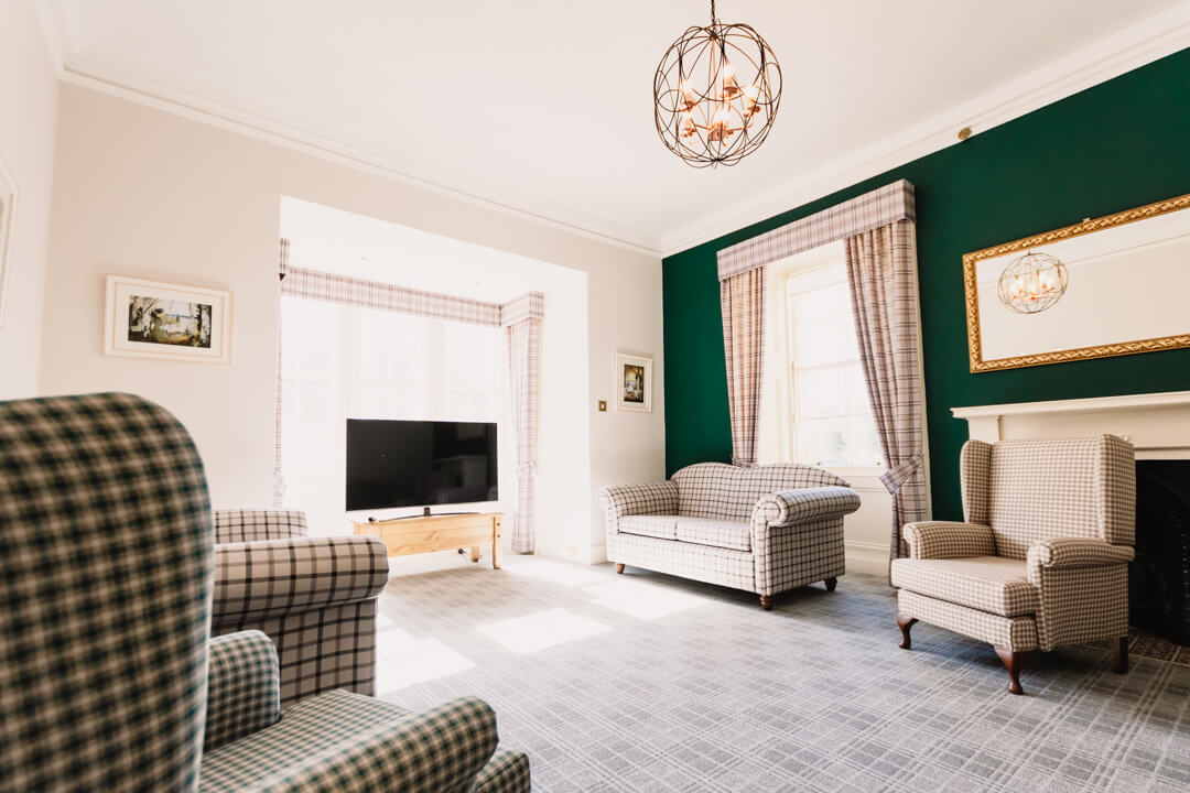 Wallace Apartment